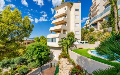 Duplex Penthouse with Panoramic Sea Views in Altea La Vella 